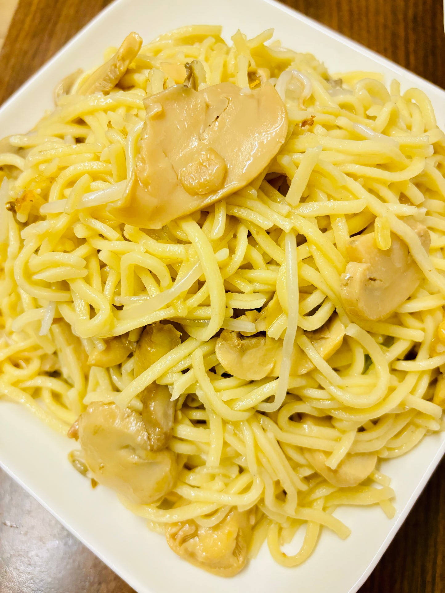 Mushroom Chow Mein