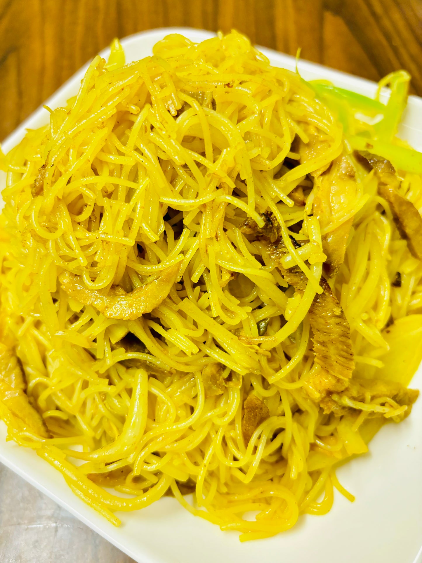 Curry BBQ Pork Rice Noodle（Vermicelli)